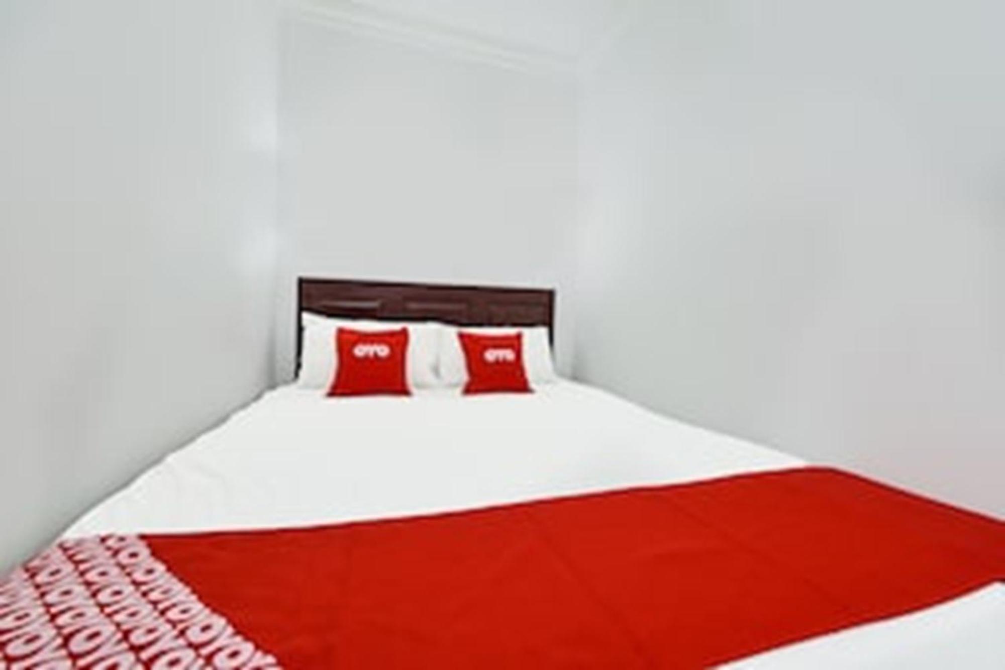 קואלה לומפור Super Oyo 90572 J Hotel Masjid India מראה חיצוני תמונה